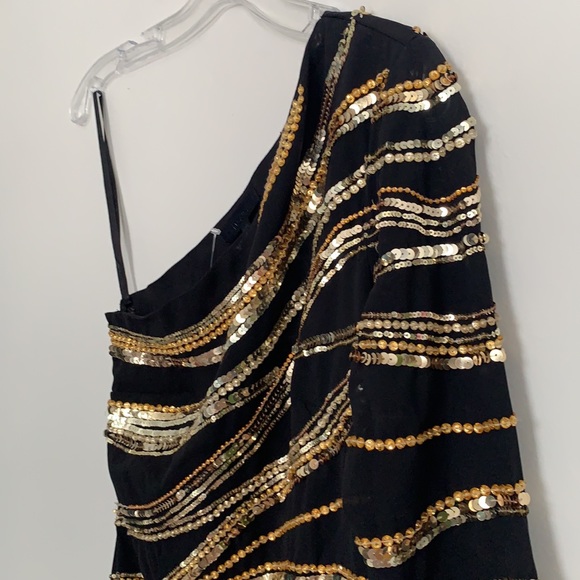 REVOLVE H:ours One shoulder Black Gold Dress - Picture 5 of 6